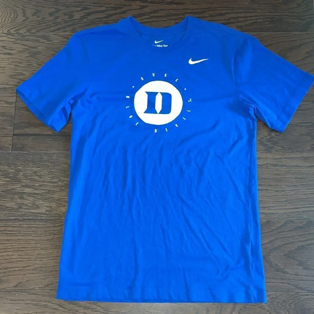 Nike Duke Royal Blue Devils team T shirt S adult (youth XL) university freshmen